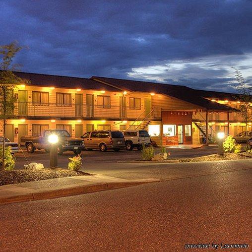 Chestnut Tree Inn Portland Mall 205 Exteriör bild